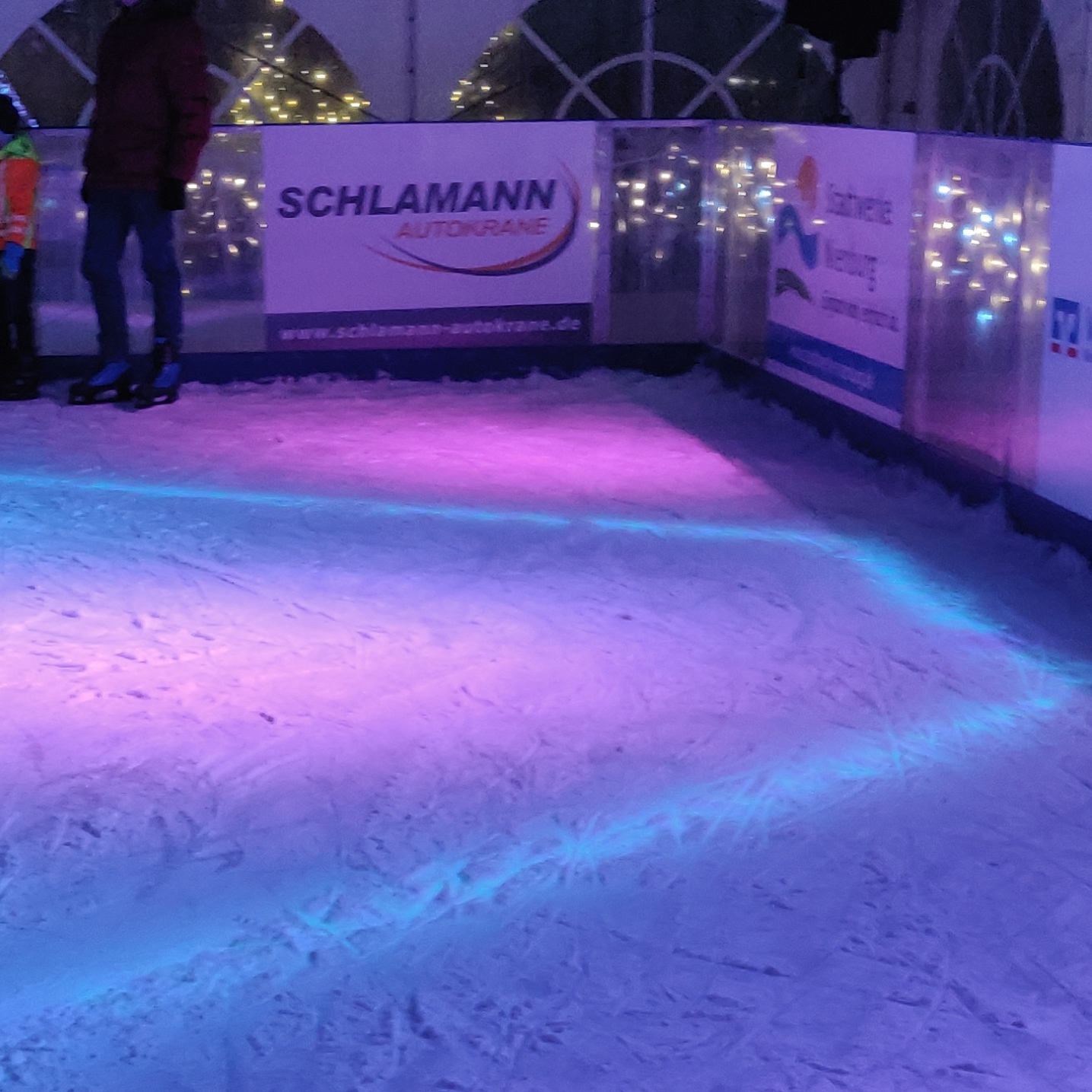 LED Beleuchtung im Eis