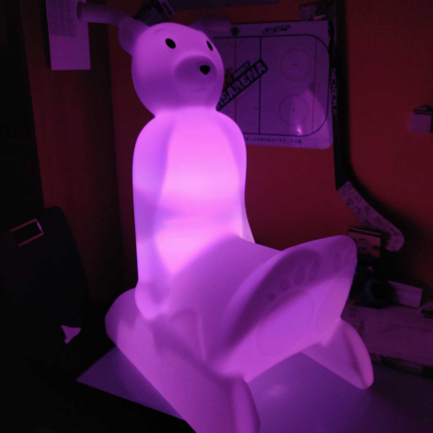 beleuchteter Eisbär- Schlittschuhlauflernhilfe